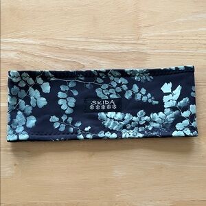 Skida Floral Fleece Headband